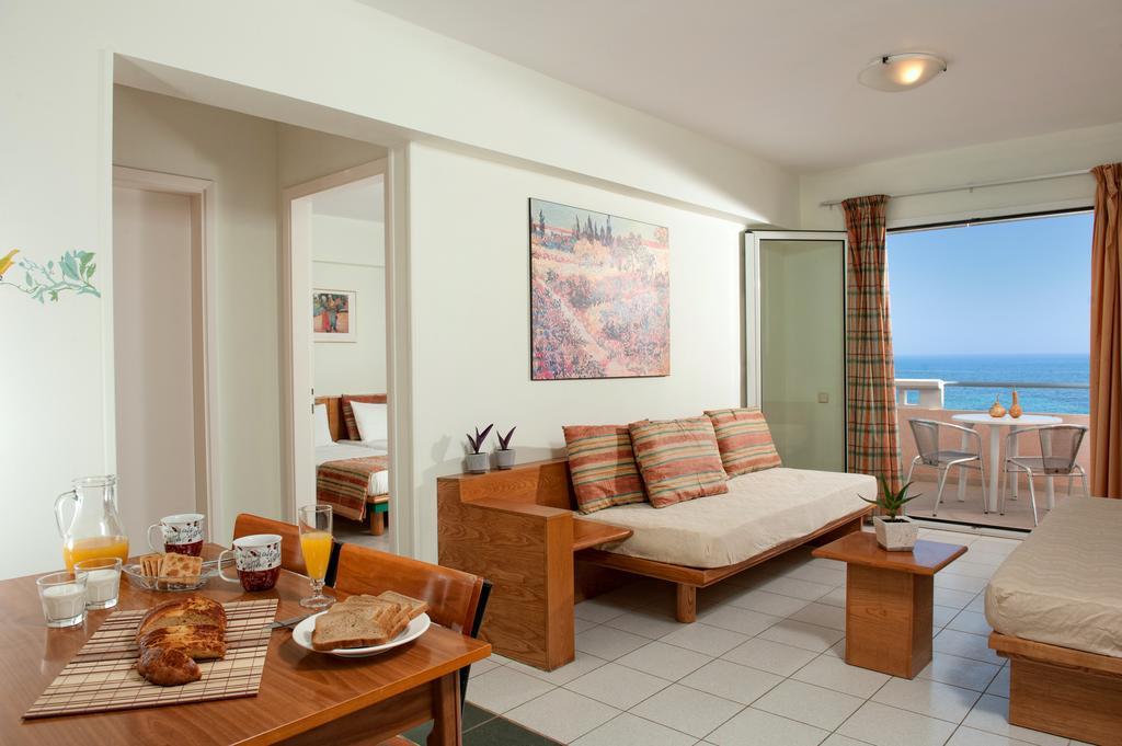 Andromeda Apartments & Studios Hersonissos  Eksteriør billede