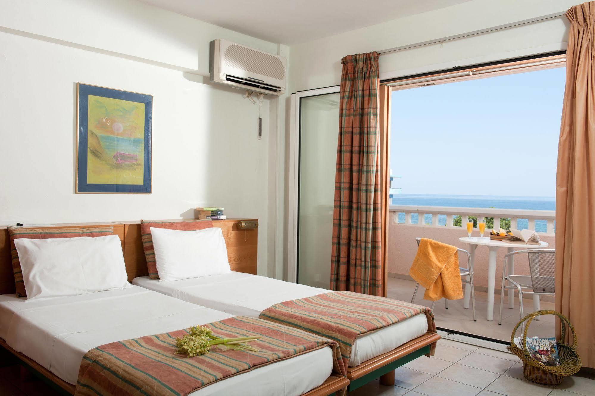 Andromeda Apartments & Studios Hersonissos  Eksteriør billede
