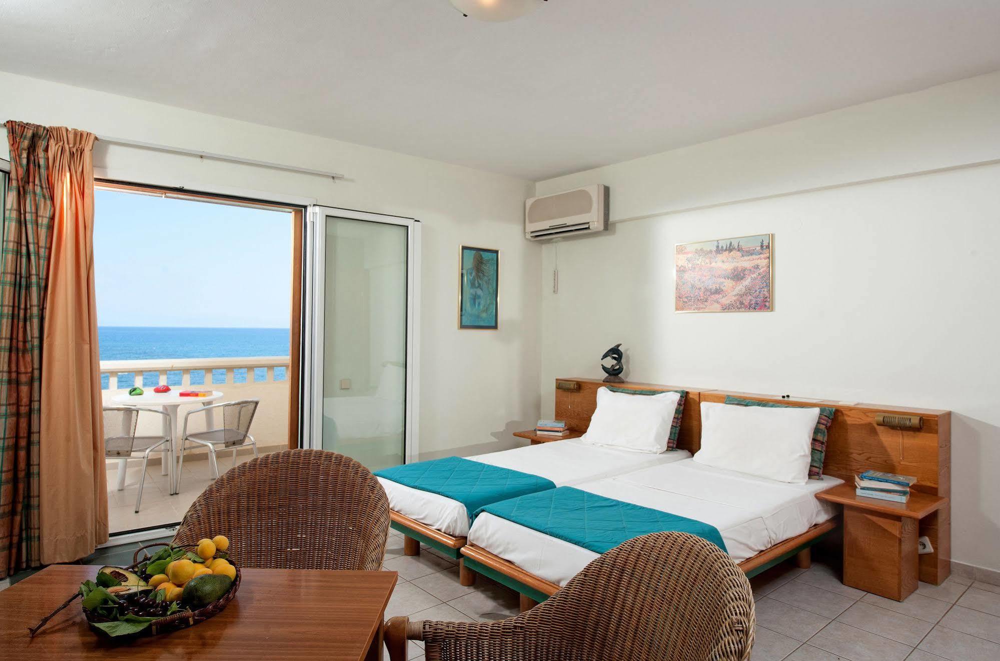 Andromeda Apartments & Studios Hersonissos  Eksteriør billede